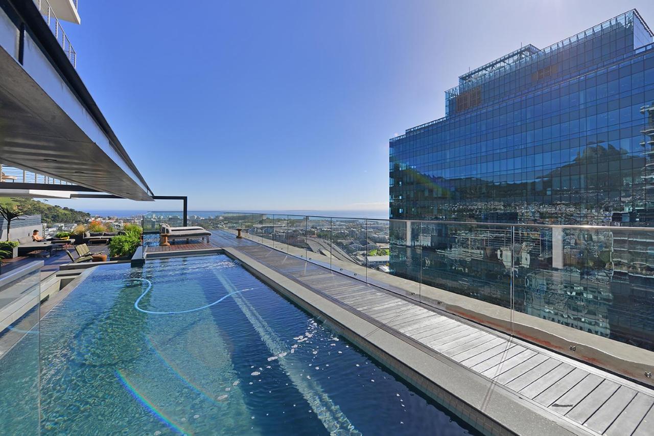 Safiya - Designer Apartment, Stunning Views * Cape Town