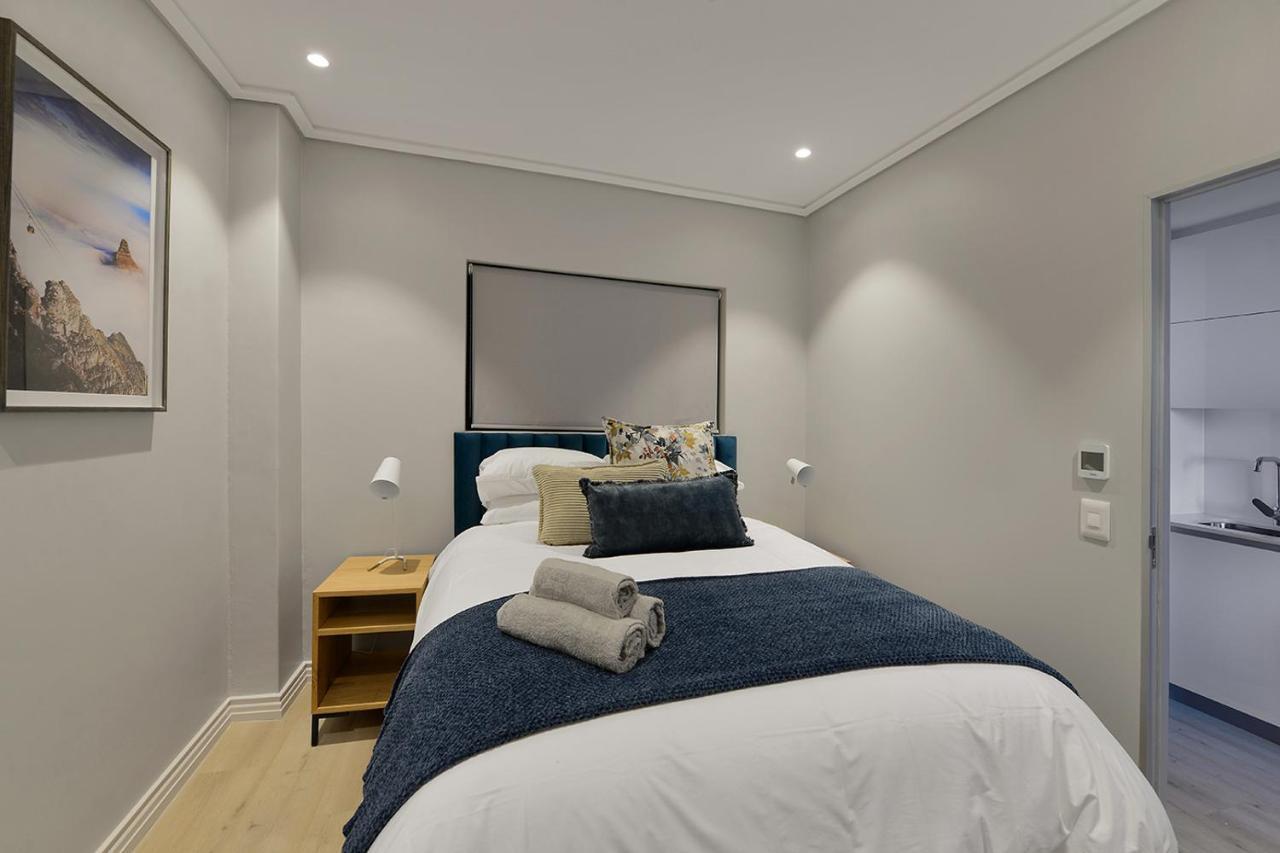 Safiya - Designer Apartment, Stunning Views
